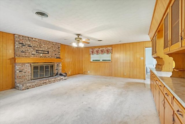 1021 S Fairbanks Avenue, Denison, TX 75020