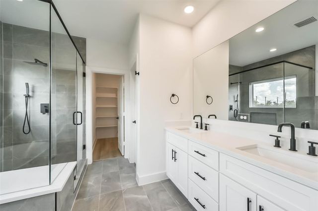 4430 Edmund Street, Houston, TX 77020