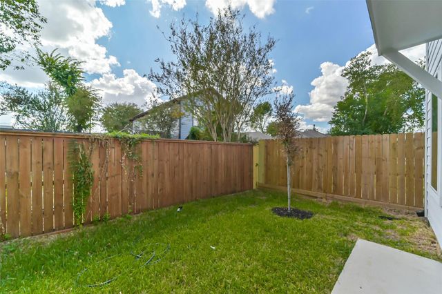 4430 Edmund Street, Houston, TX 77020