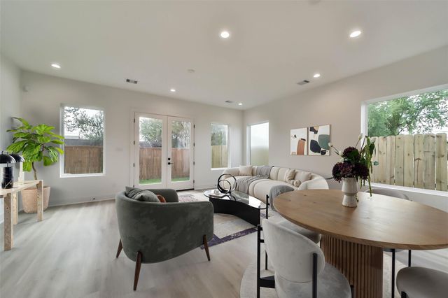 4430 Edmund Street, Houston, TX 77020