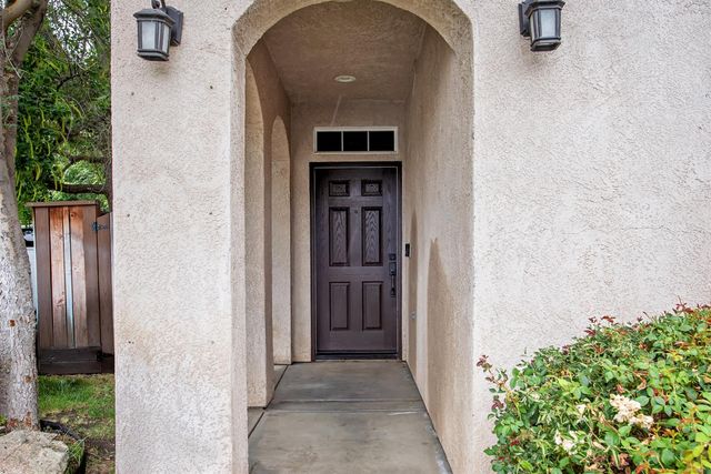 793 W Bordeaux Lane, Clovis, CA 93619
