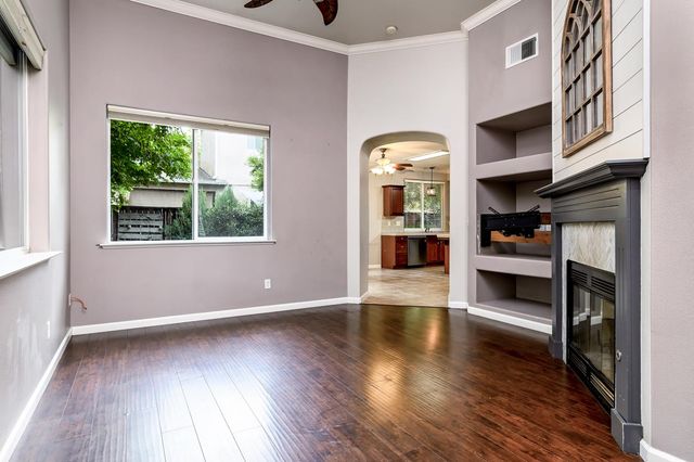 793 W Bordeaux Lane, Clovis, CA 93619