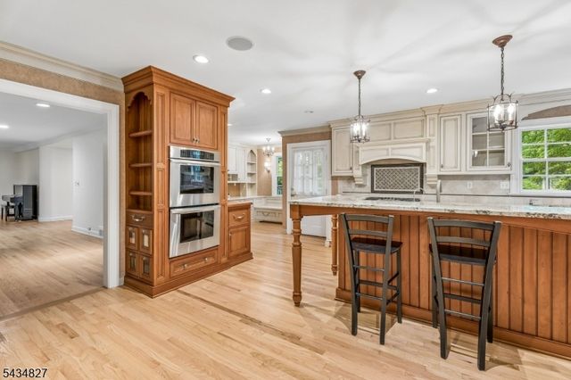 10 West Lane, Madison Boro, NJ 07940
