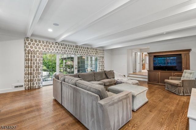 10 West Lane, Madison Boro, NJ 07940