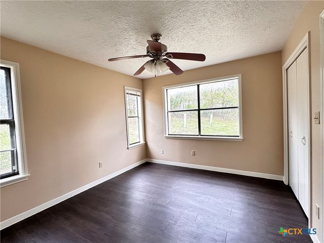 906 N Lbj Drive 6, San Marcos, TX 78666