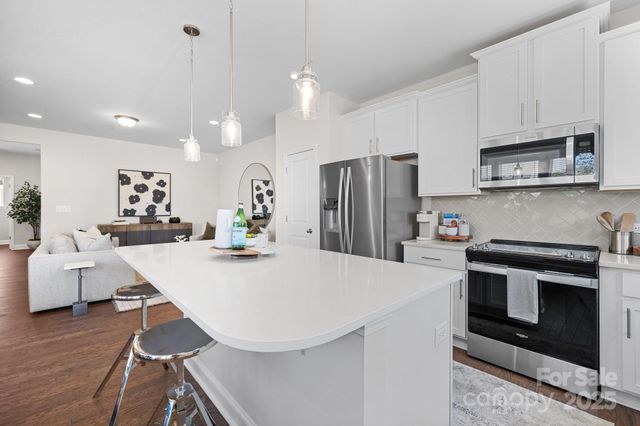 2966 Clyde Drive, Charlotte, NC 28208