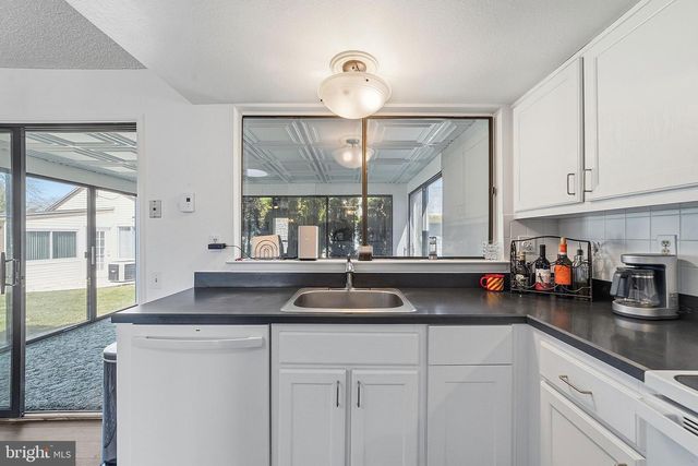 21-B CELTIS PLZ, Monroe Township, NJ 08831