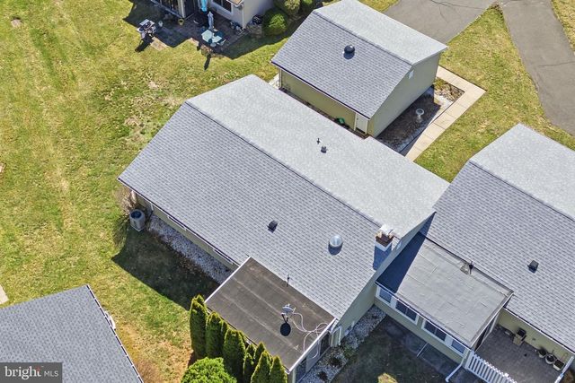 21-B CELTIS PLZ, Monroe Township, NJ 08831