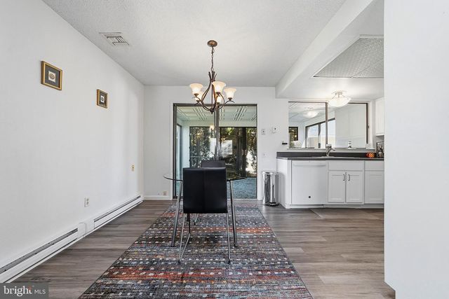 21-B CELTIS PLZ, Monroe Township, NJ 08831