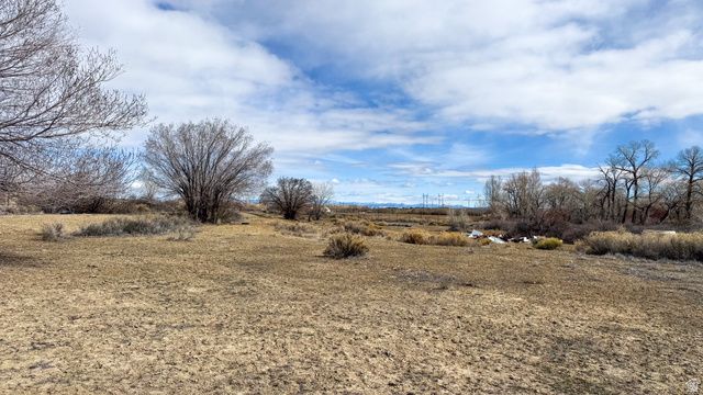 1150 N OTTESON HOLLOW LN, Huntington, UT 84528