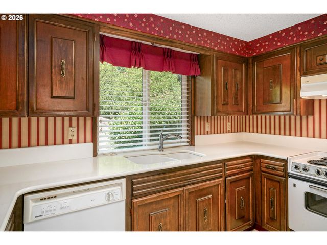 3385 GLEN CREEK Rd, Salem, OR 97304