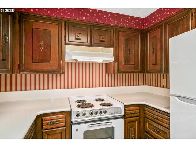 3385 GLEN CREEK Rd, Salem, OR 97304