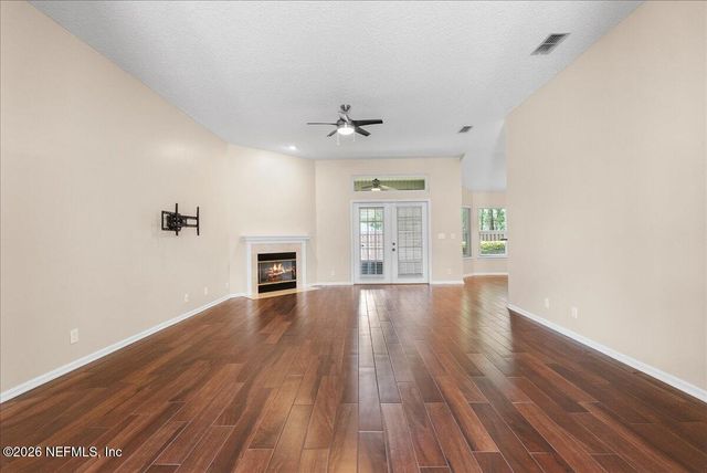 12743 CAMELLIA BAY Drive E, Jacksonville, FL 32223
