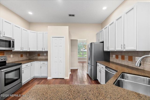 12743 CAMELLIA BAY Drive E, Jacksonville, FL 32223