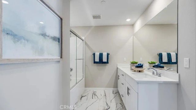 1350 Thunderbolt Lane, Rialto, CA 92376