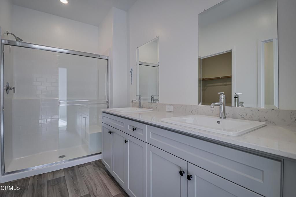 Image 14 of property listing at 9627 Maple Terrace Lane, Shafter, CA 93263