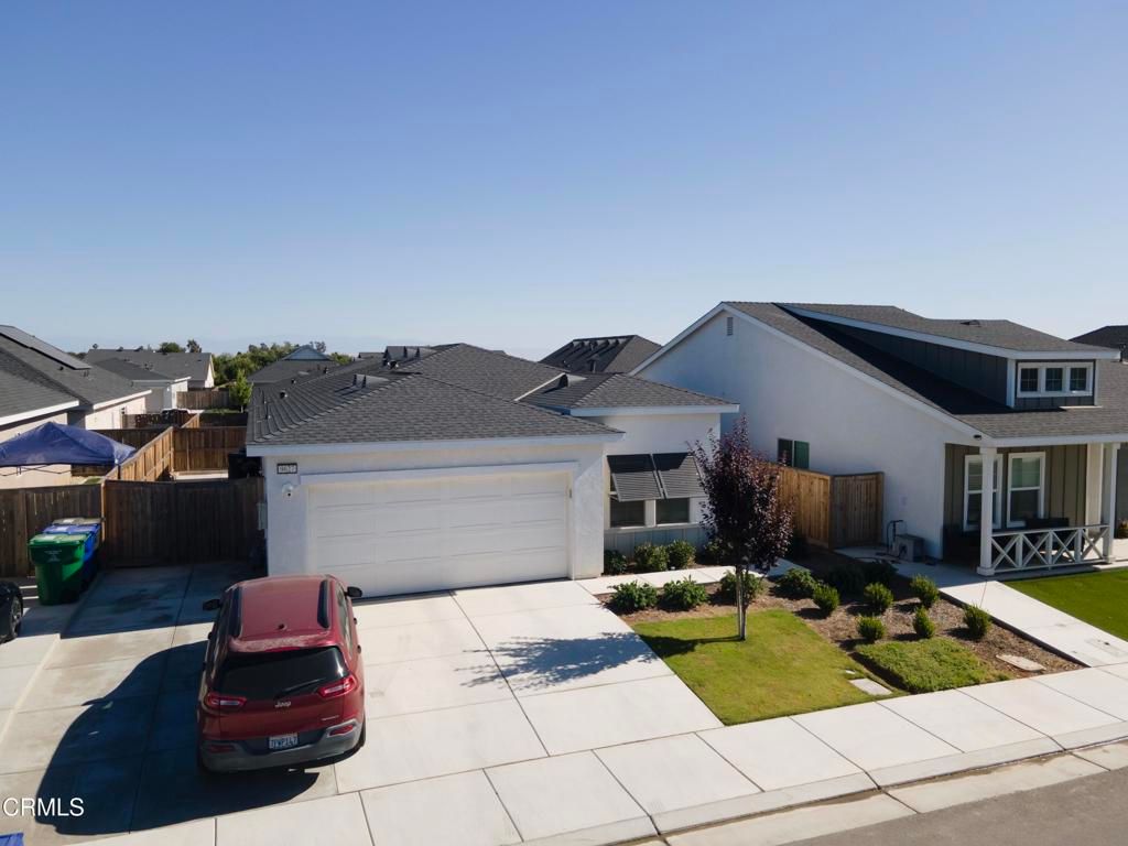 Image 24 of property listing at 9627 Maple Terrace Lane, Shafter, CA 93263