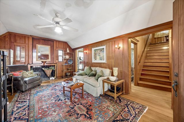 1956 Norfolk Street, Houston, TX 77098