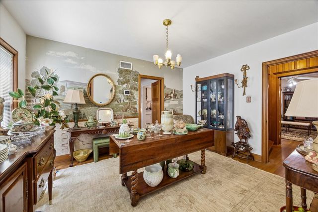 1956 Norfolk Street, Houston, TX 77098