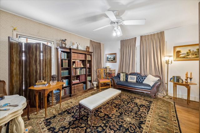 1956 Norfolk Street, Houston, TX 77098