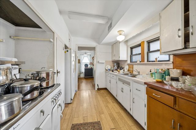 1956 Norfolk Street, Houston, TX 77098