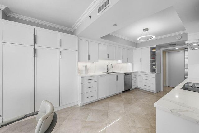 3211 S Ocean Boulevard 903, Highland Beach, FL 33487