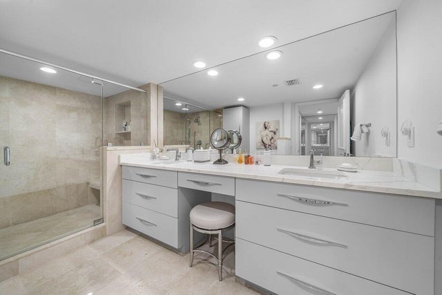3211 S Ocean Boulevard 903, Highland Beach, FL 33487