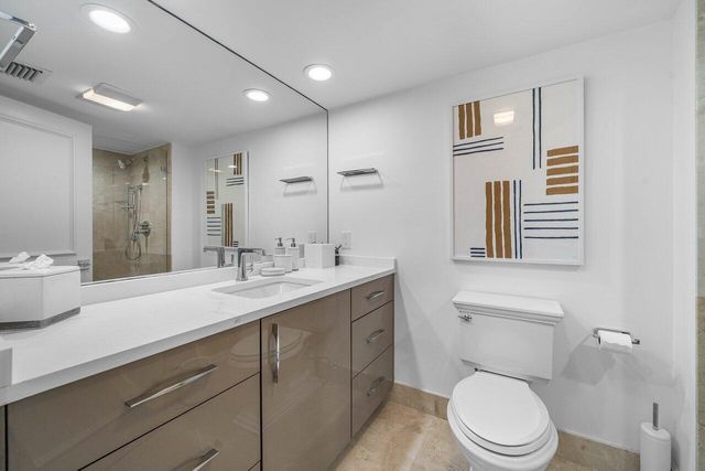 3211 S Ocean Boulevard 903, Highland Beach, FL 33487