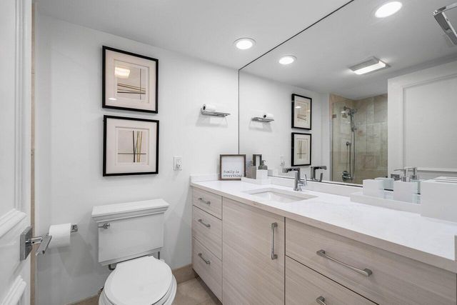 3211 S Ocean Boulevard 903, Highland Beach, FL 33487
