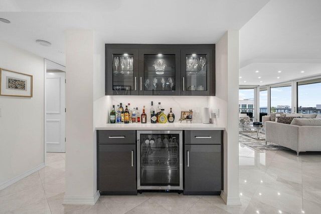 3211 S Ocean Boulevard 903, Highland Beach, FL 33487