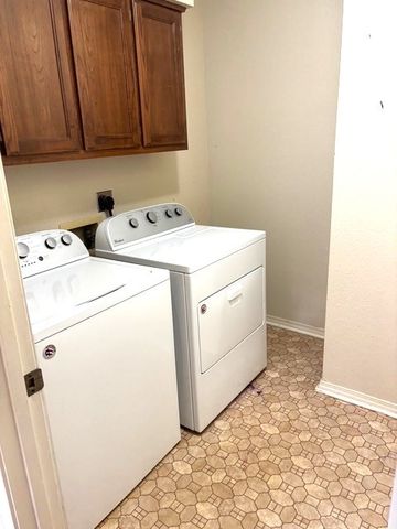 3 Donington Lane, Bella Vista, AR 72714