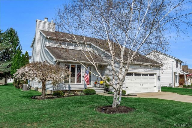 2 West Lake Forest Parkway, Lancaster, NY 14086