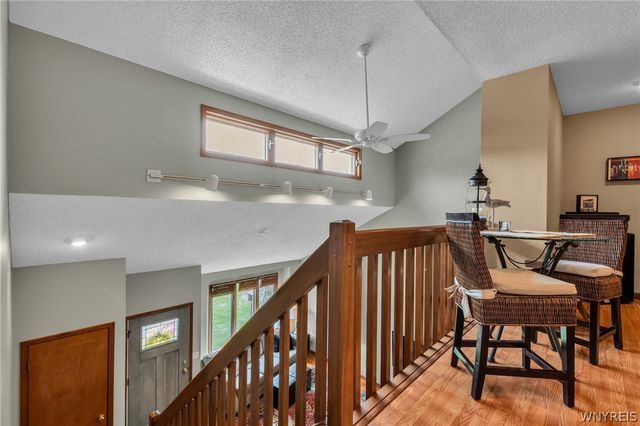 2 West Lake Forest Parkway, Lancaster, NY 14086