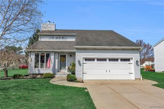 2 West Lake Forest Parkway, Lancaster, NY 14086