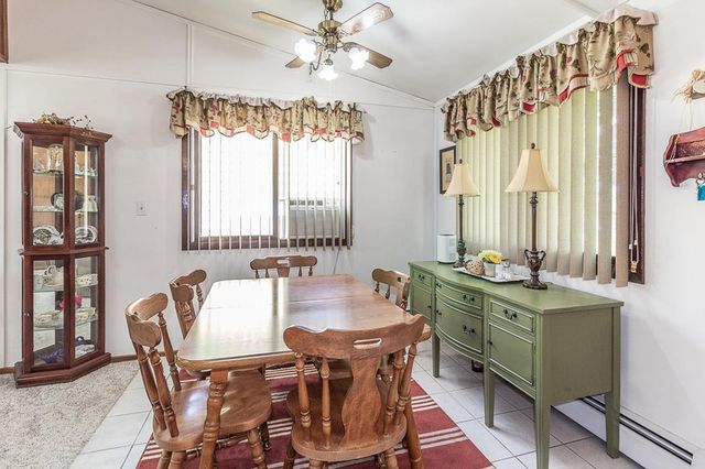 714 S NASH STREET, Hortonville, WI 54944