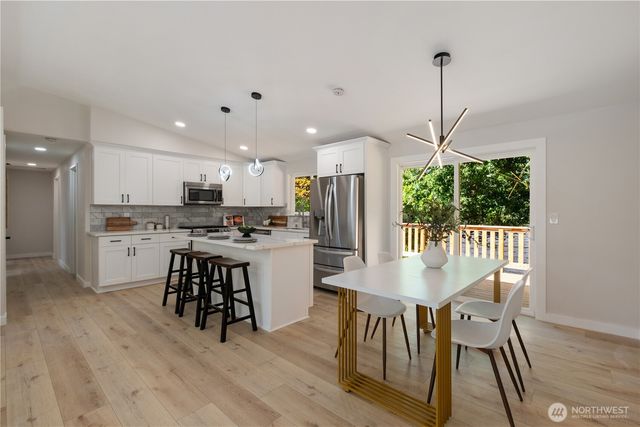 336 NE 175th Street, Shoreline, WA 98155