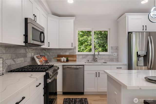 336 NE 175th Street, Shoreline, WA 98155