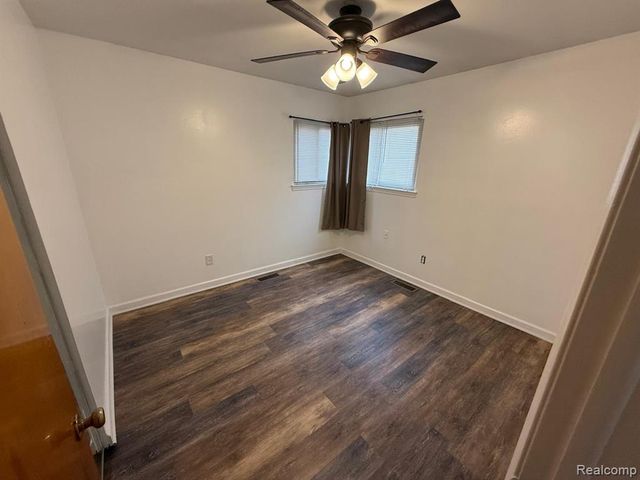 205 Shotka Street, Westland, MI 48186