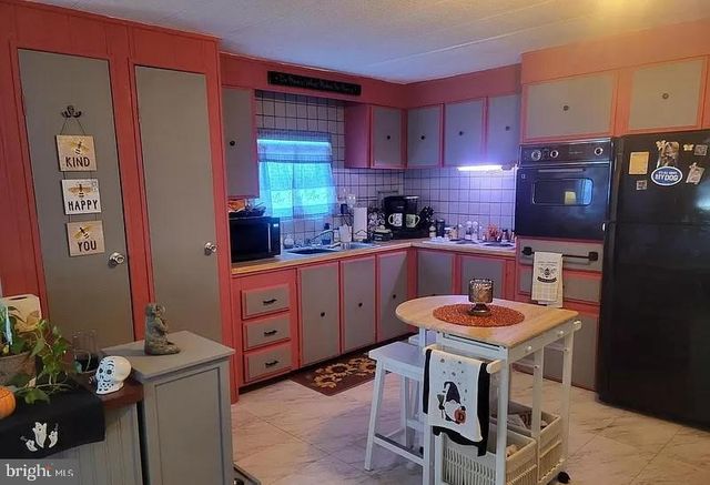 79 MARTIN DR, Whiting, NJ 08759