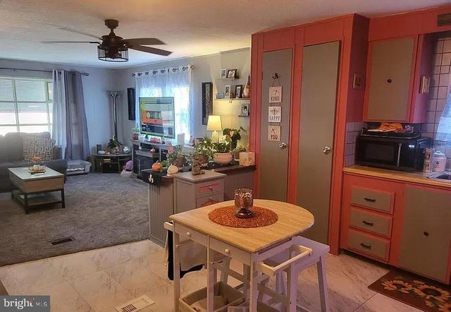 79 MARTIN DR, Whiting, NJ 08759