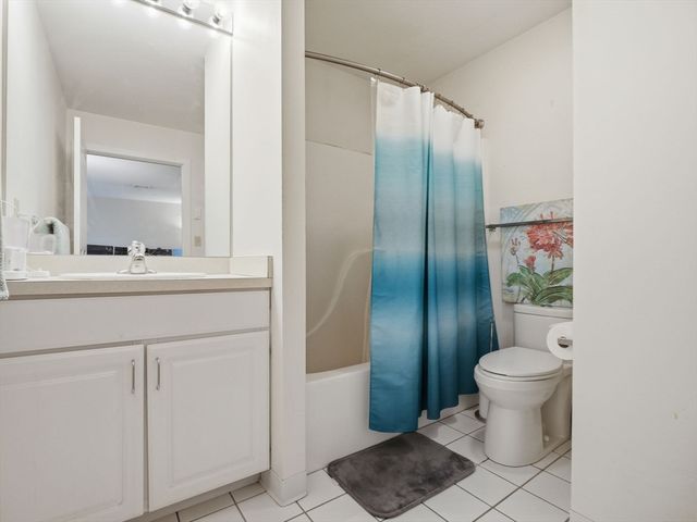 30 Franklin St 427, Malden, MA 02148