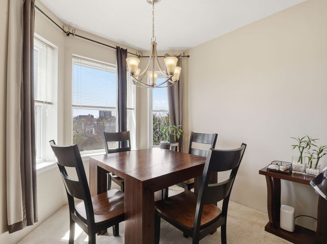 30 Franklin St 427, Malden, MA 02148