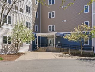 30 Franklin St 427, Malden, MA 02148
