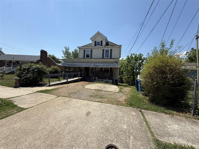 1606 Rugby BLVD NW, Roanoke, VA 24017