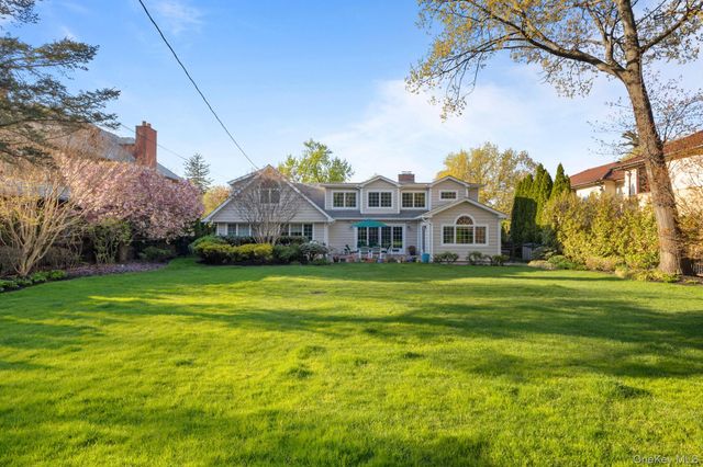 46 Nassau Drive, Great Neck, NY 11021