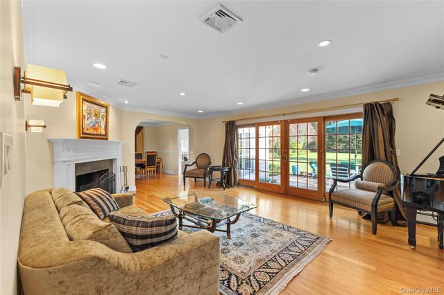 46 Nassau Drive, Great Neck, NY 11021
