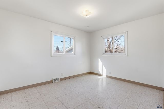 908 E TALLENT, Rapid City, SD 57701