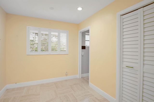 6845 FOUNTAINS Circle, Lake Worth, FL 33467