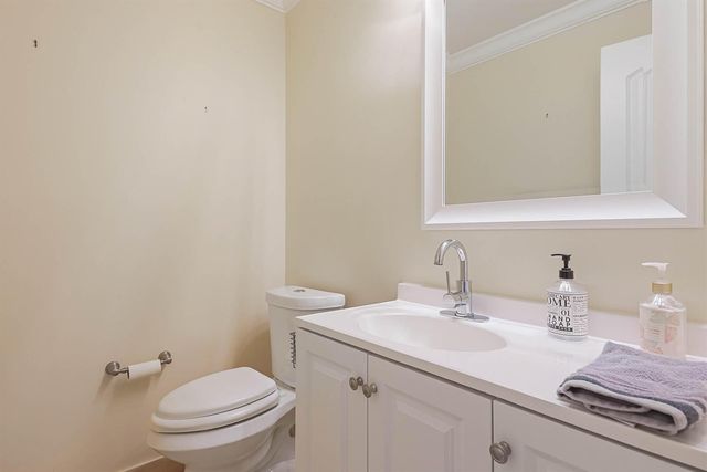 6845 FOUNTAINS Circle, Lake Worth, FL 33467