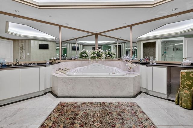 2600 Island Blvd 3006, Aventura, FL 33160